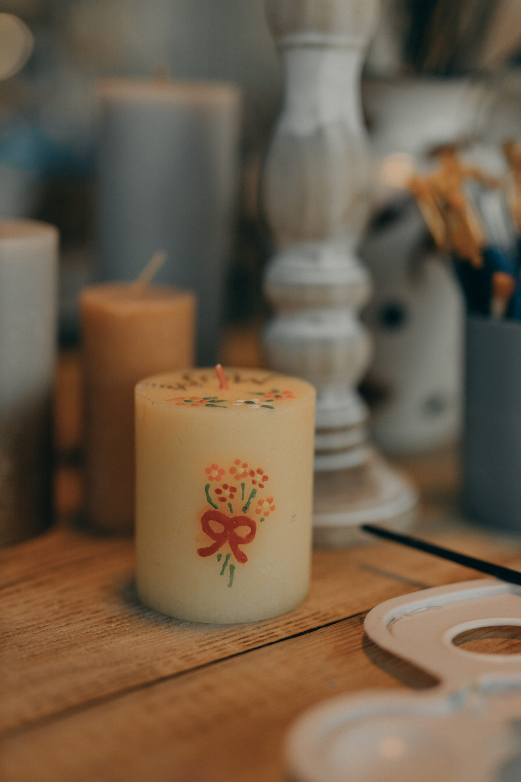 Candle decorating workshop at The Purple Owl